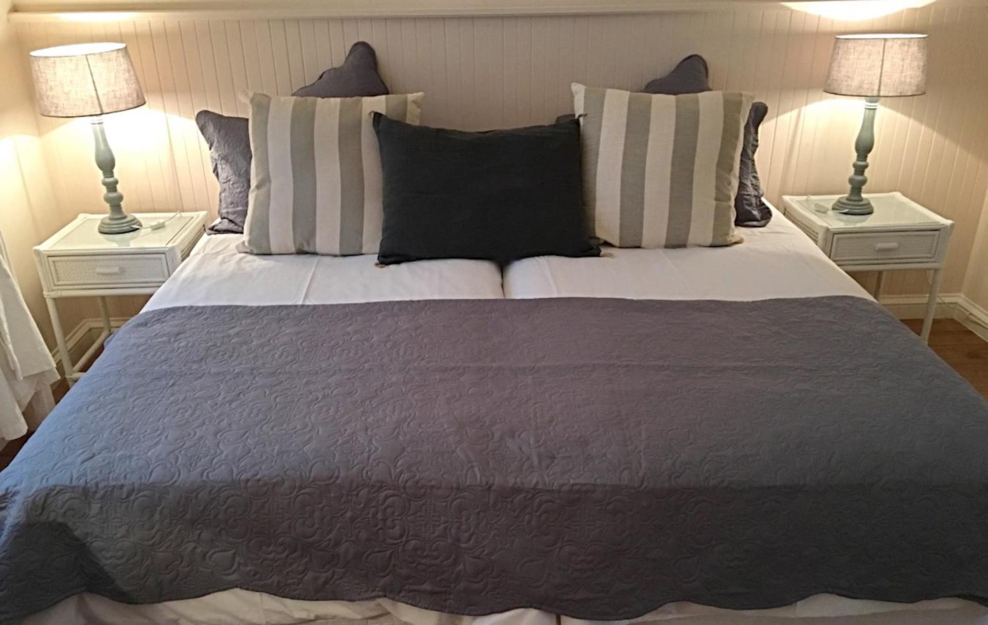 Oude Berg Guesthouse - 10 Caledon Street จอร์จ ภายนอก รูปภาพ