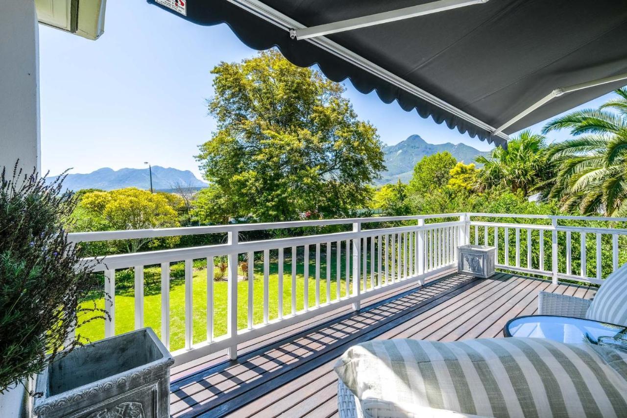Oude Berg Guesthouse - 10 Caledon Street จอร์จ ภายนอก รูปภาพ