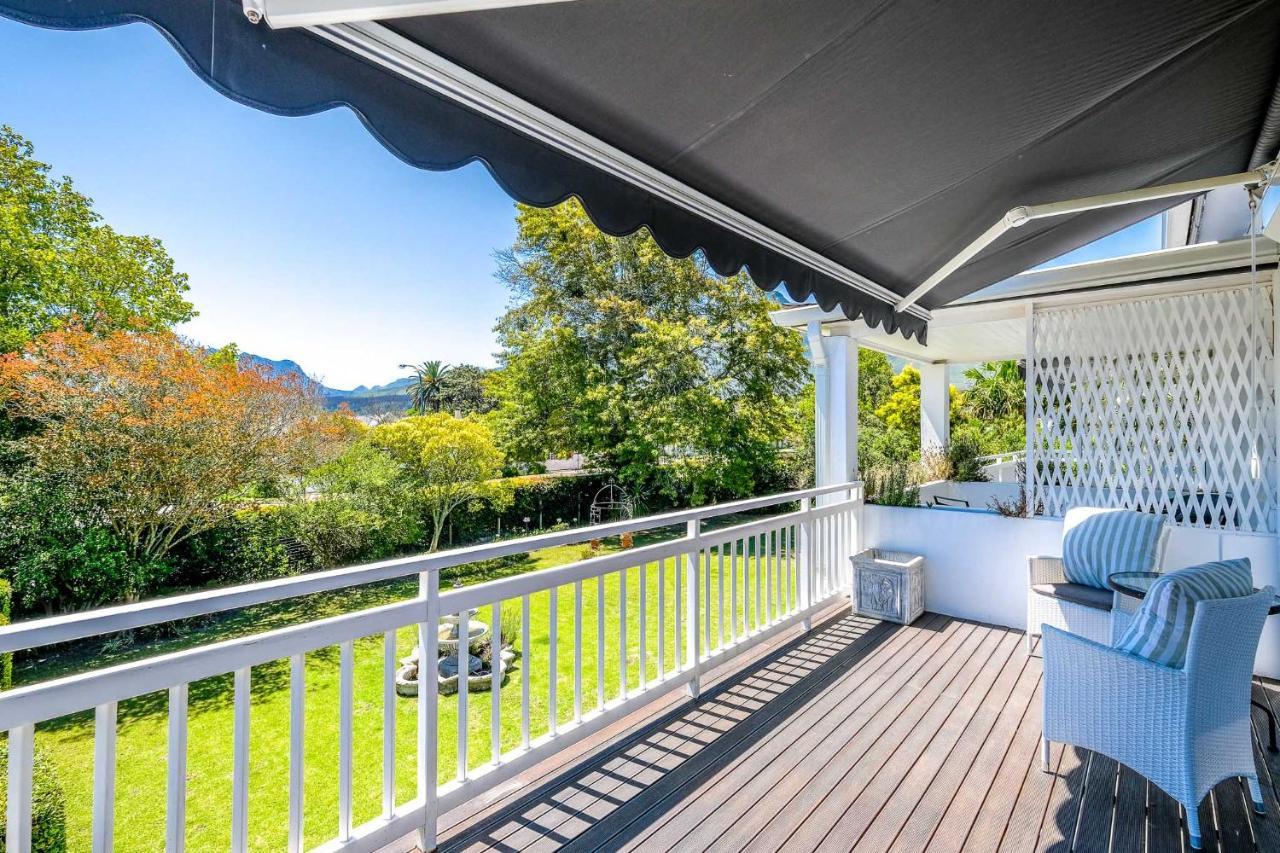 Oude Berg Guesthouse - 10 Caledon Street จอร์จ ภายนอก รูปภาพ