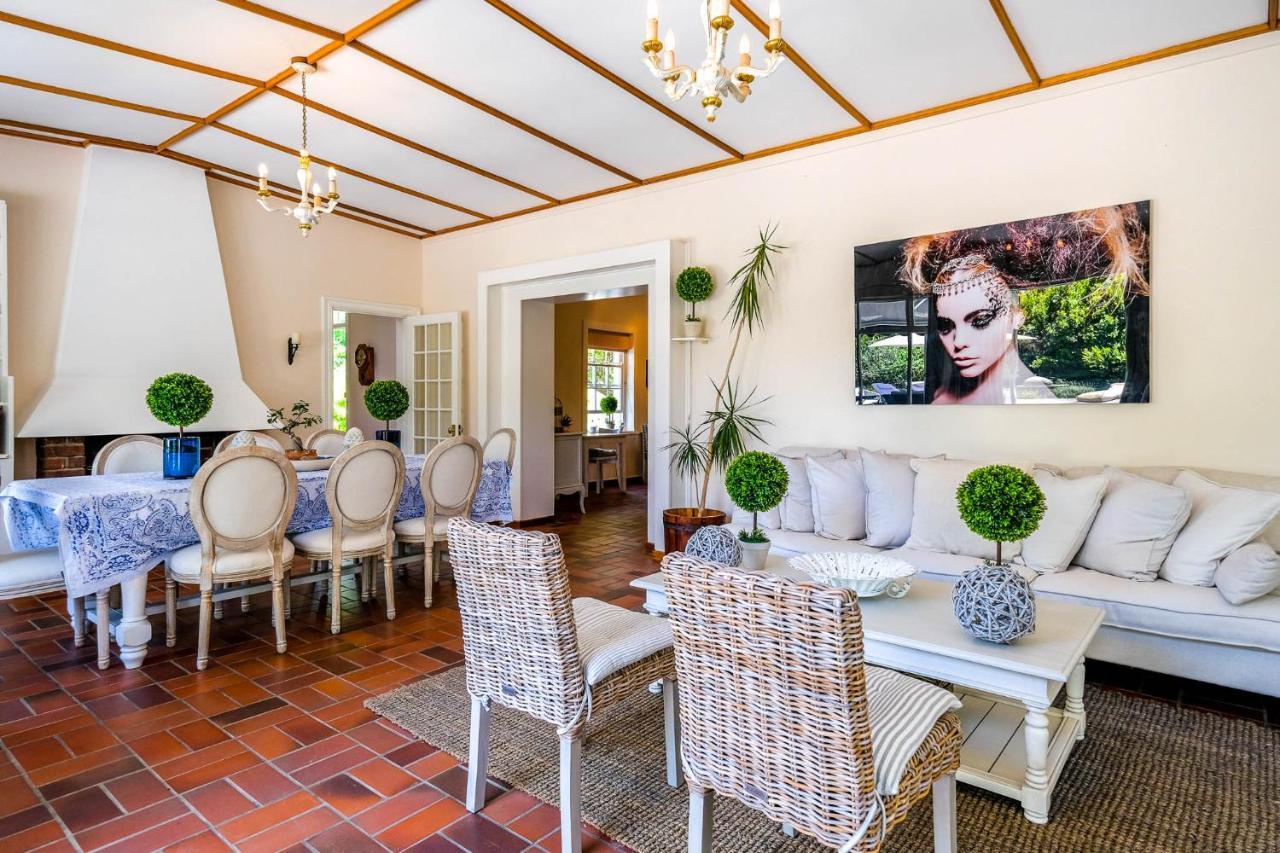 Oude Berg Guesthouse - 10 Caledon Street จอร์จ ภายนอก รูปภาพ