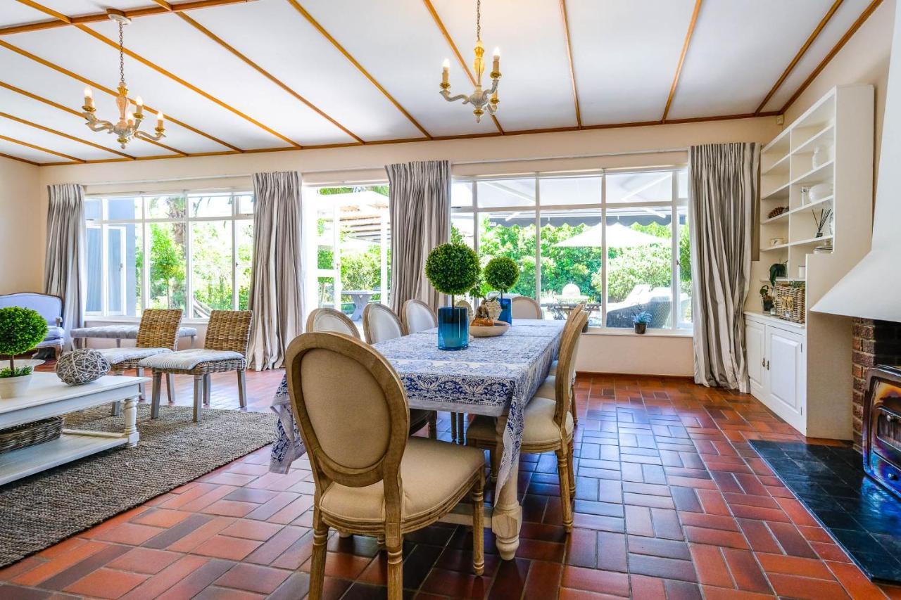 Oude Berg Guesthouse - 10 Caledon Street จอร์จ ภายนอก รูปภาพ