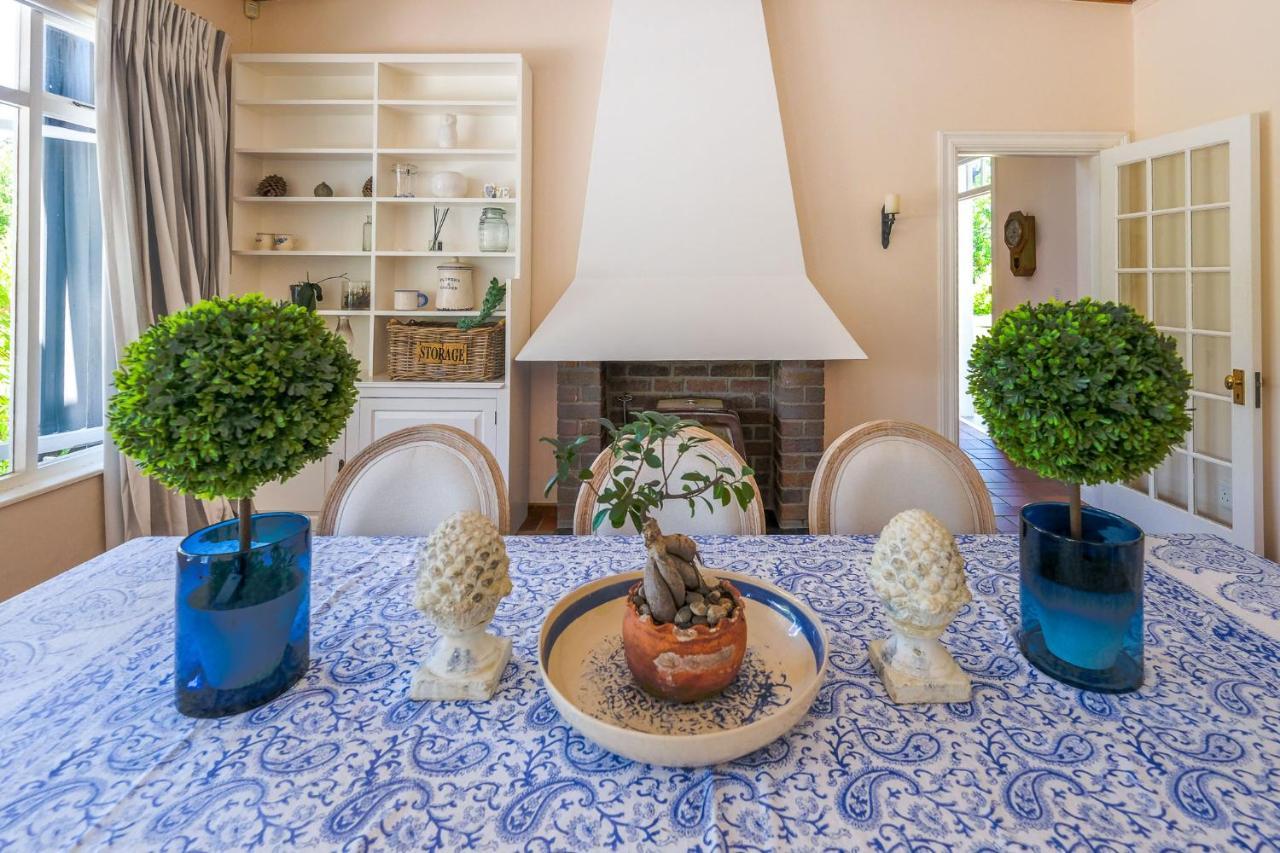 Oude Berg Guesthouse - 10 Caledon Street จอร์จ ภายนอก รูปภาพ