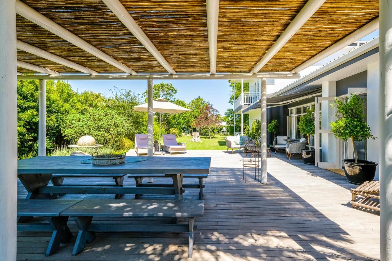 Oude Berg Guesthouse - 10 Caledon Street จอร์จ ภายนอก รูปภาพ
