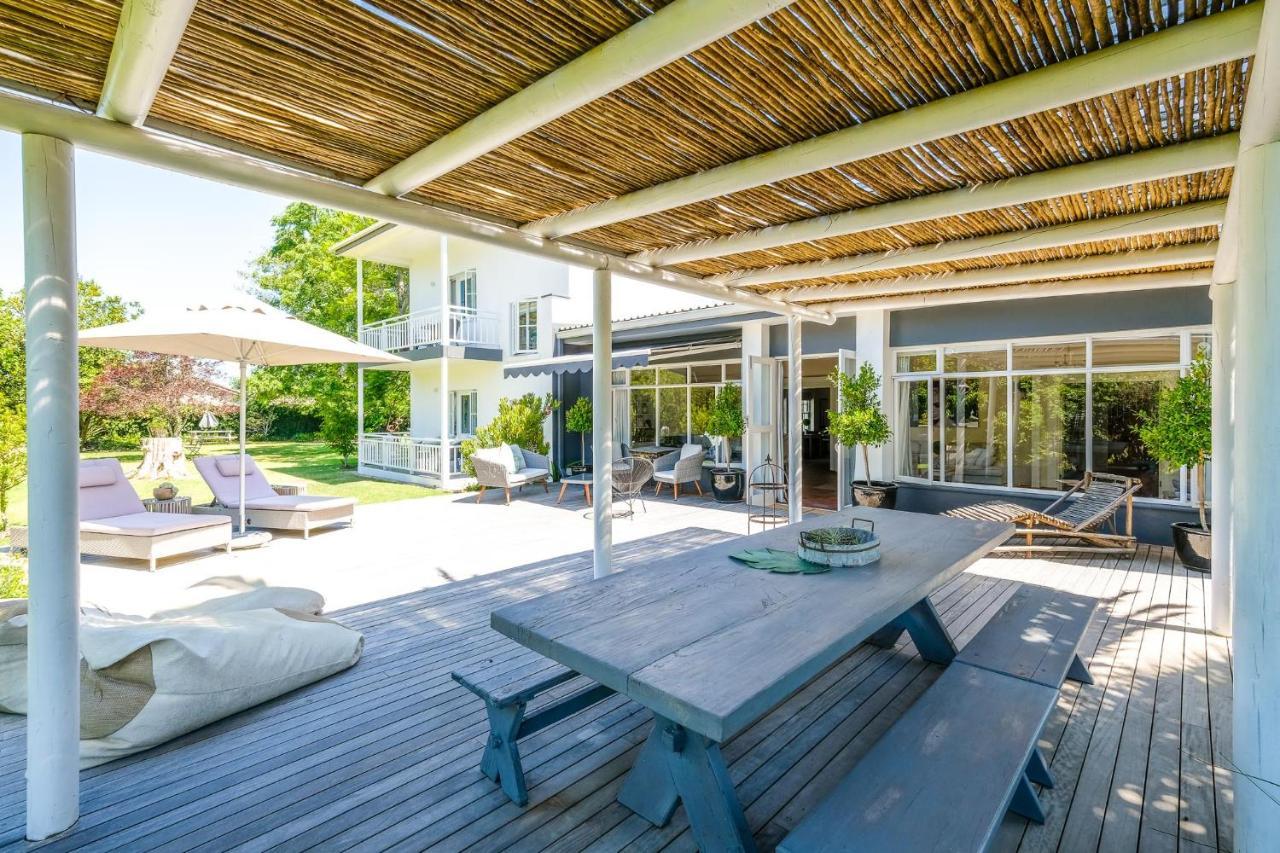 Oude Berg Guesthouse - 10 Caledon Street จอร์จ ภายนอก รูปภาพ